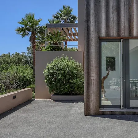 Вилла Maison D'architecte Vue A Гримо