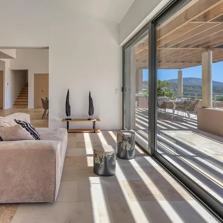 Maison D'architecte Vue A Grimaud